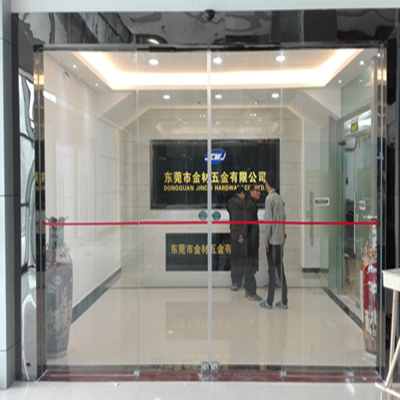 东莞长安金积五金厂装置松下自动感应门